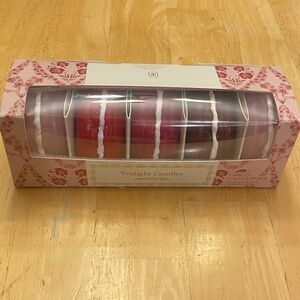 Macaroon shaped Tealight Candles set of 5. Unscented. NWT NIP